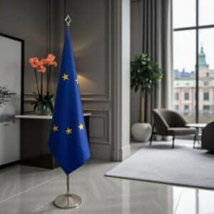 drapeau UE sur hampe