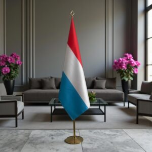 drapeau Luxembourg avec mat