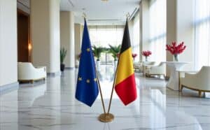 drapeau belge sur socle