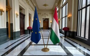 drapeau Hongrie avec support